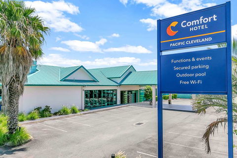Comfort Hotel Pacific Cleveland - Sunshine Coast Guide 0