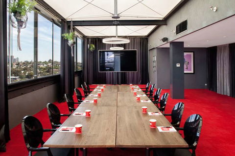 The Cullen Melbourne - Art Series - Sunshine Coast Guide 2