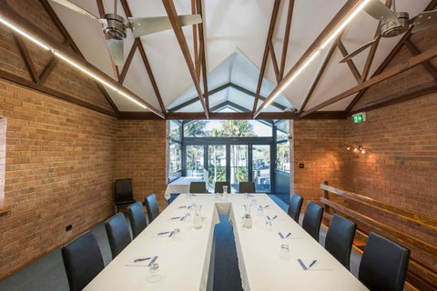 McLaren Vale Motel & Apartments - Sunshine Coast Guide 2