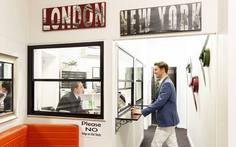 Airport Hotel Sydney - Sunshine Coast Guide 1