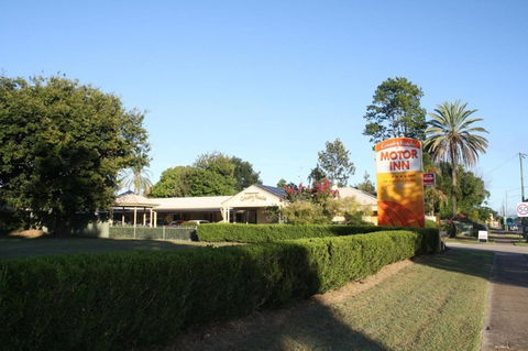 Gayndah Colonial Motor Inn - Sunshine Coast Guide 0
