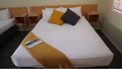 Gayndah Colonial Motor Inn - Sunshine Coast Guide 1