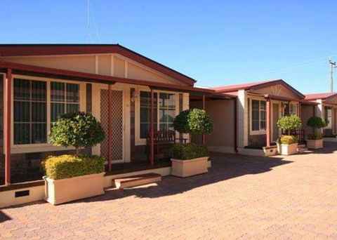 Comfort Inn Crystal - Sunshine Coast Guide 2