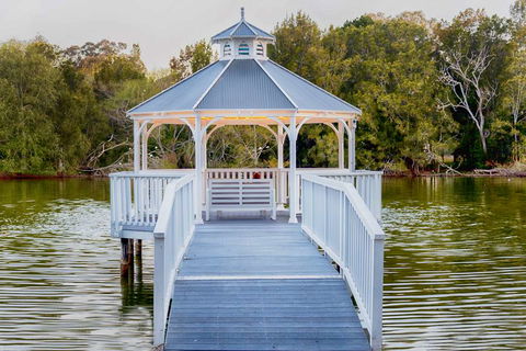 Lincoln Downs Resort, BW Signature Coll - Sunshine Coast Guide 2