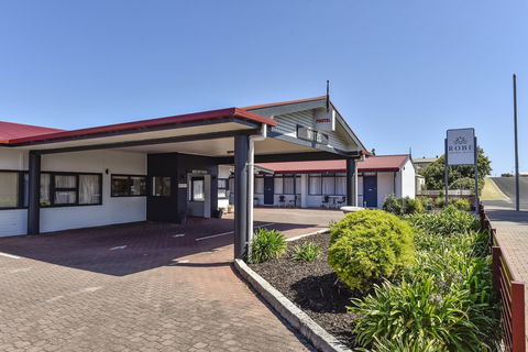 Robe Central Motel - Sunshine Coast Guide 2