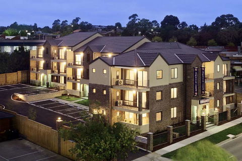 Ringwood Royale Apartment Hotel - Sunshine Coast Guide 0