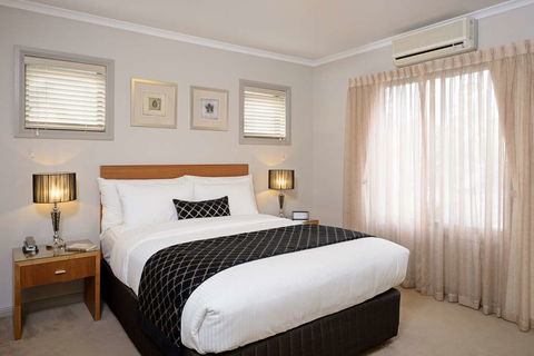 Ringwood Royale Apartment Hotel - Sunshine Coast Guide 9