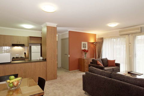 Ringwood Royale Apartment Hotel - Sunshine Coast Guide 11