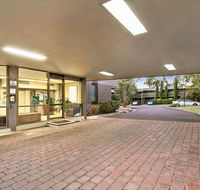 Knox International Hotel - Sunshine Coast Guide