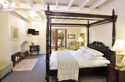 Adeline Bed & Breakfast - Sunshine Coast Guide 6