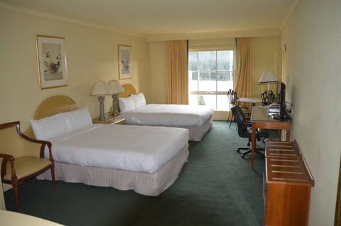 Rowville International Hotel - Sunshine Coast Guide 6