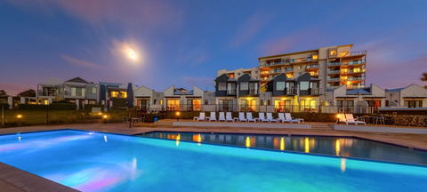 Assured Ascot Quays Apartment Hotel - Sunshine Coast Guide 0