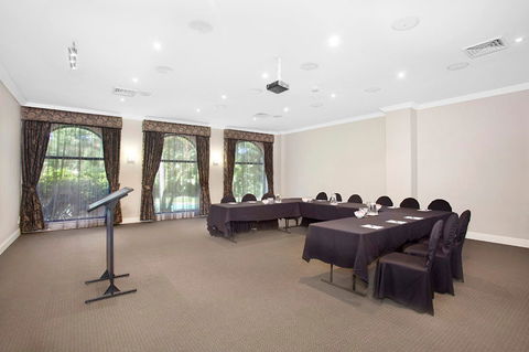 Checkers Resort & Conference Centre - Sunshine Coast Guide 4