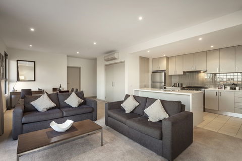 Quest Glen Waverley - Sunshine Coast Guide 2