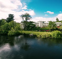Woodbridge on the Derwent - Sunshine Coast Guide