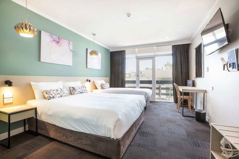 Watermark Glenelg - Sunshine Coast Guide 2
