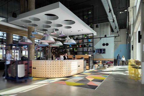 Atura Adelaide Airport - Sunshine Coast Guide 1