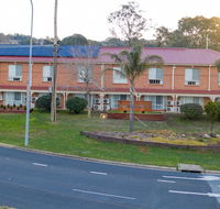 Hamilton's Queanbeyan Motel - Sunshine Coast Guide
