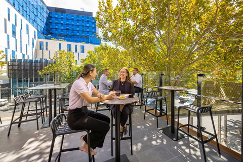 TRYP by Wyndham Pulteney Street - Sunshine Coast Guide 1