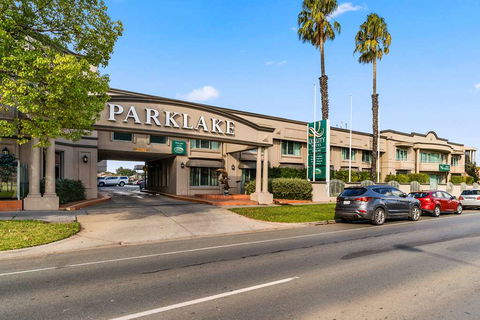 Quality Hotel Parklake Shepparton - Sunshine Coast Guide 1