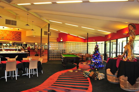 Kings Canyon Resort - Sunshine Coast Guide 0