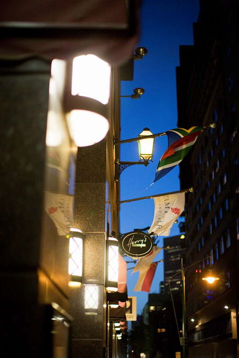 Stamford Plaza Melbourne - Sunshine Coast Guide 2