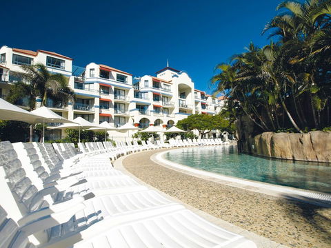 Oaks Calypso Plaza Resort - Sunshine Coast Guide 3