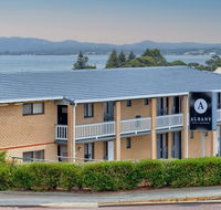 Albany Motel  Apartments - Sunshine Coast Guide