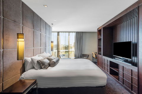 Gambaro Hotel - Sunshine Coast Guide 13