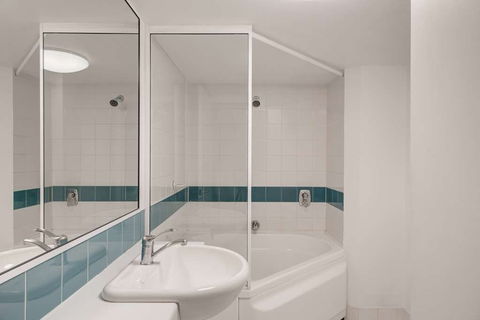 Adina Serviced Apartments James Court - Sunshine Coast Guide 11