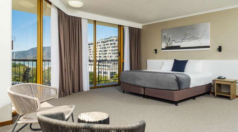 Pacific Hotel Cairns - Sunshine Coast Guide 9