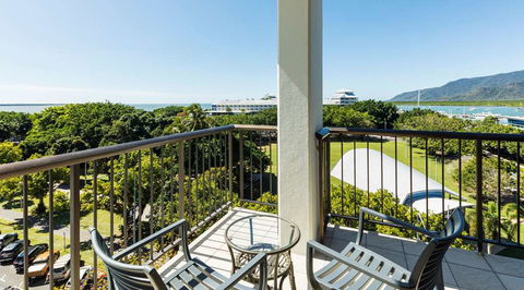 Pacific Hotel Cairns - Sunshine Coast Guide 10