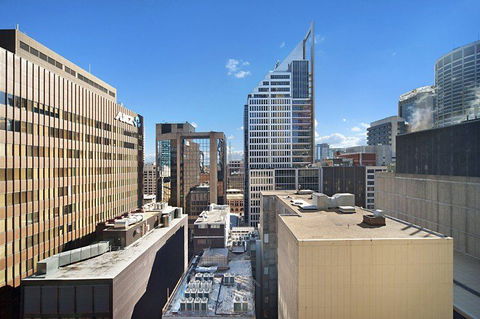 Astra Sydney-Hosking Place - Sunshine Coast Guide 0