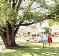 Parklands Resort  Conference Ctr - Sunshine Coast Guide