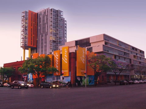 IStay Precinct - Sunshine Coast Guide 0