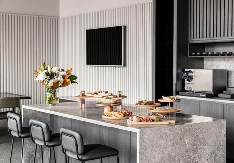 Oakwood Premier Melbourne - Sunshine Coast Guide 1