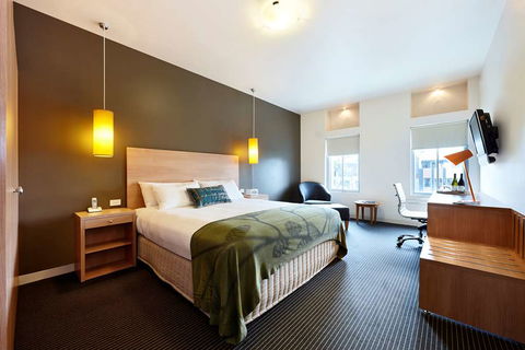 Rydges St Kilda Melbourne - Sunshine Coast Guide 2