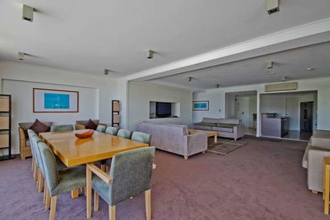 Mantra Ettalong Beach, Ettalong - Sunshine Coast Guide 1