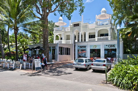Sarayi Boutique Hotel - Sunshine Coast Guide 0