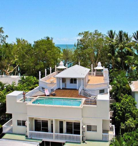 Sarayi Boutique Hotel - Sunshine Coast Guide 1