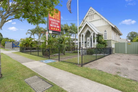 Caboolture Central Motor Inn, SureStay Collection - Sunshine Coast Guide 0