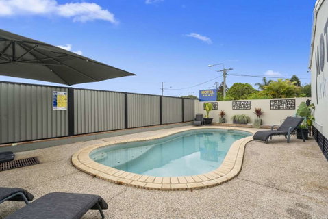 Caboolture Central Motor Inn, SureStay Collection - Sunshine Coast Guide 14