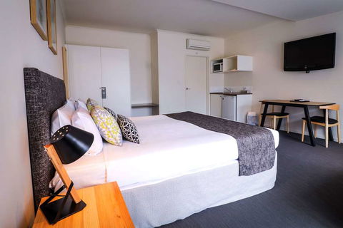 The Manna by Haus Ascend Hotel - Sunshine Coast Guide 4