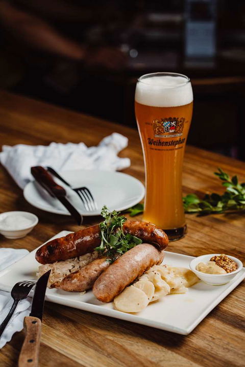 The Manna by Haus Ascend Hotel - Sunshine Coast Guide 13