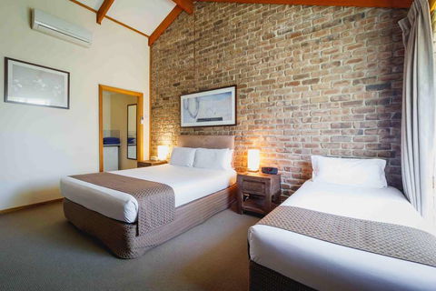 The Lodge by Haus - Sunshine Coast Guide 4