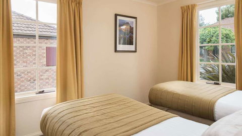 Country Club Villas - Sunshine Coast Guide 10