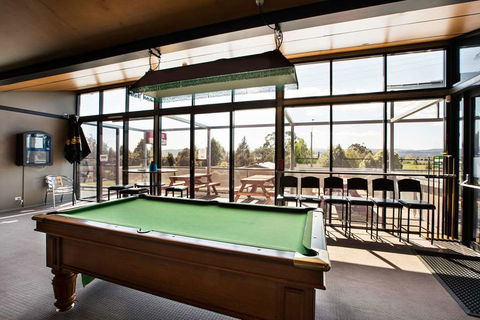 Nightcap At Riverside Hotel - Sunshine Coast Guide 16