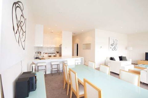 York Cove - Sunshine Coast Guide 10