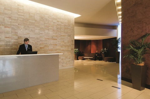 Oaks Casino Towers - Sunshine Coast Guide 1