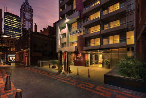 Punthill Little Bourke - Sunshine Coast Guide 0